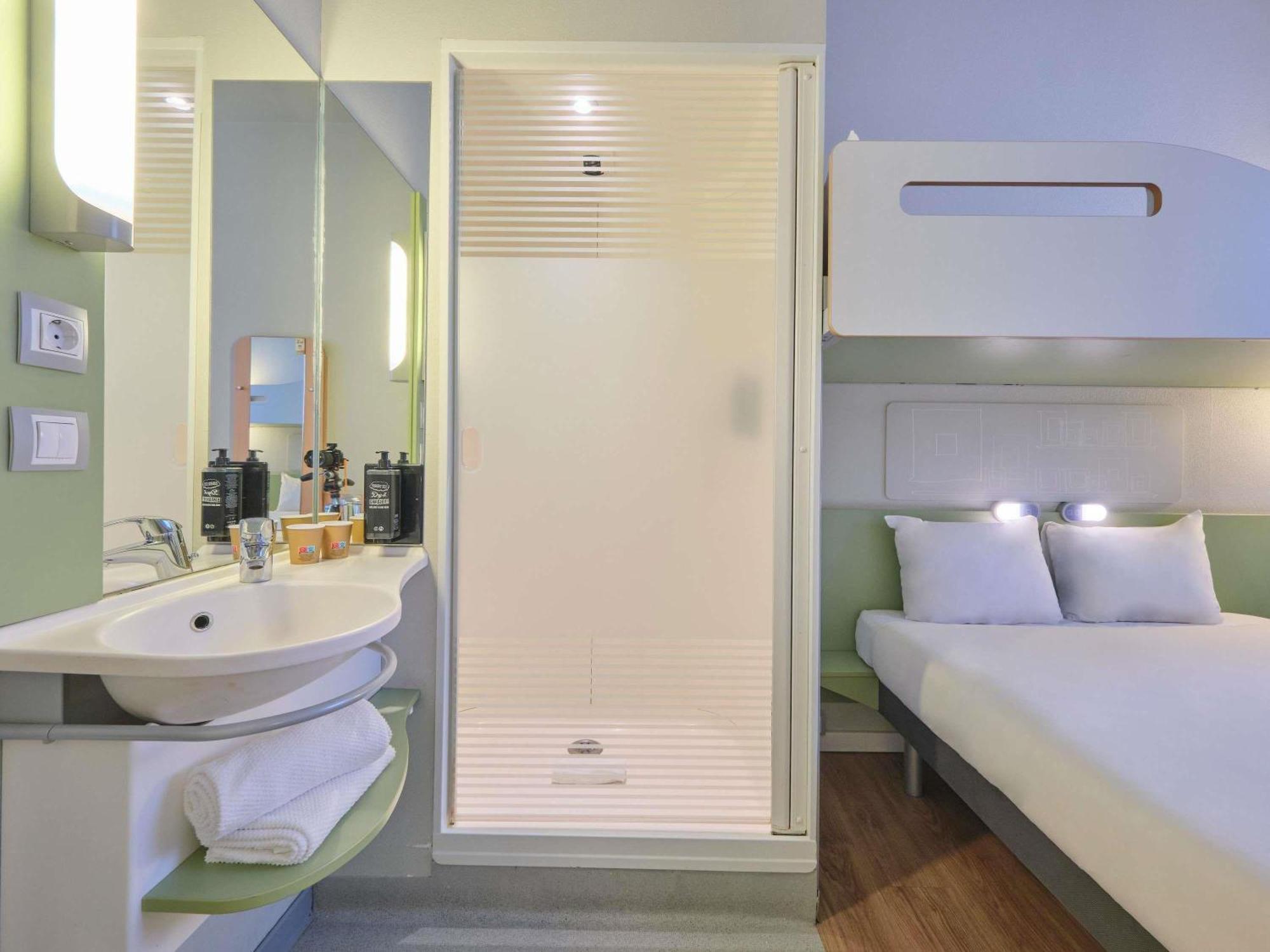 Ibis Budget Madrid Calle 30 — Foto’s 1